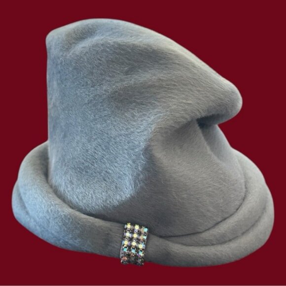 Vintage Soleil Luisant Felt Powder Blue Hat (21”) - Picture 11 of 11